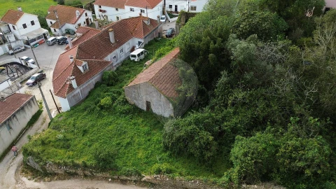 Armazém para Venda em Santo Quintino