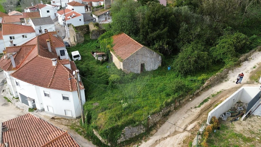 Armazém para Venda em Santo Quintino Foto 4
