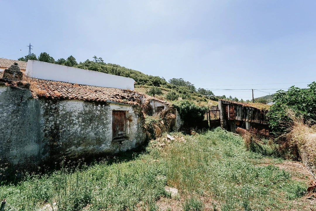 Moradia T4 para Venda em Dois Portos e Runa Foto 5