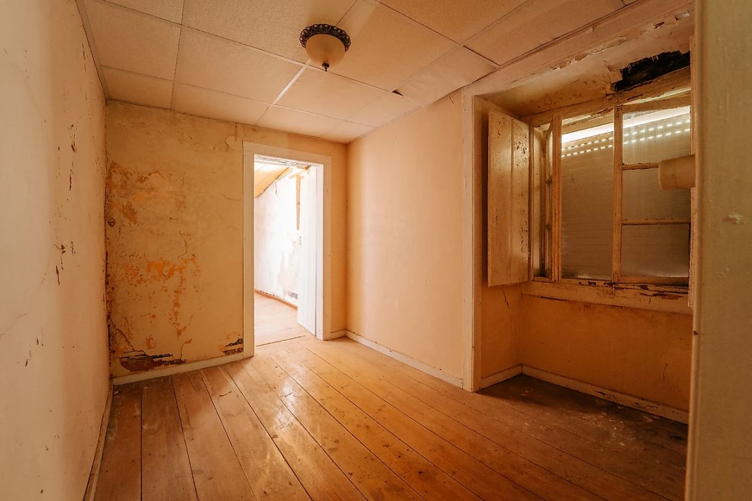 Moradia T4 para Venda em Dois Portos e Runa Foto 18