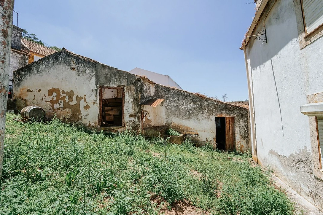 Moradia T4 para Venda em Dois Portos e Runa Foto 6