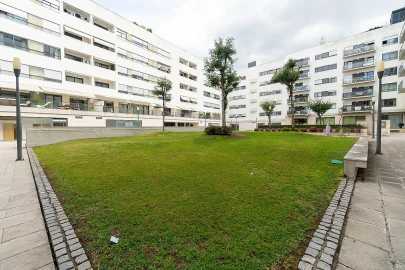 Apartamento T3 para Venda em Parque das Nações