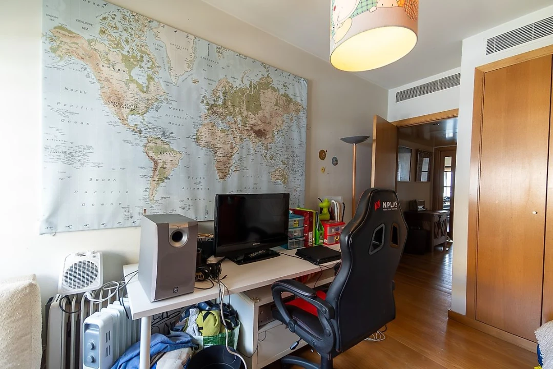 Apartamento T3 para Venda em Parque das Nações Foto 34