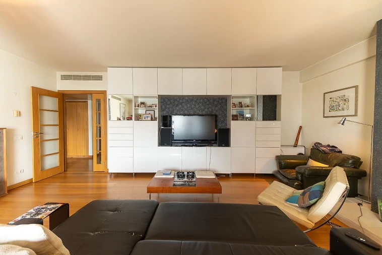 Apartamento T3 para Venda em Parque das Nações Foto 11