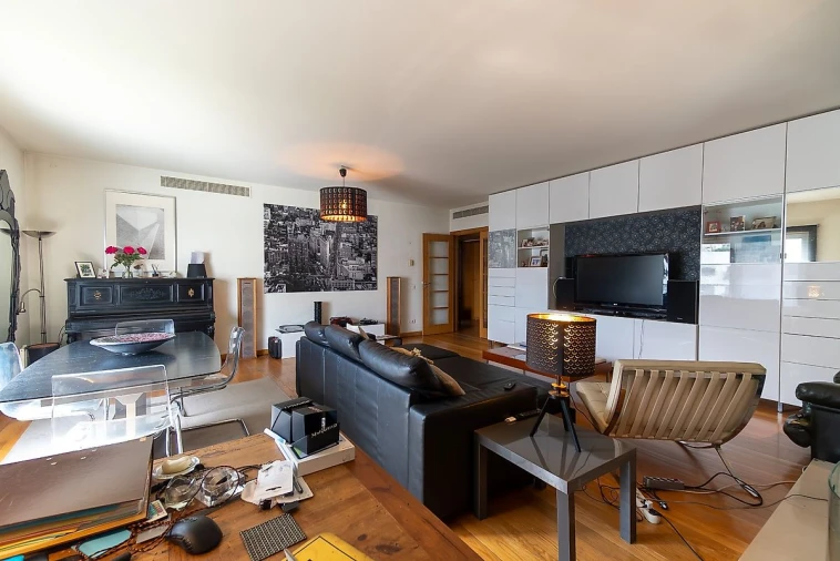 Apartamento T3 para Venda em Parque das Nações Foto 35