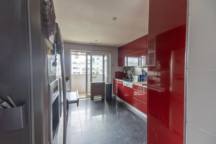 Apartamento T3 para Venda em Parque das Nações Foto 2