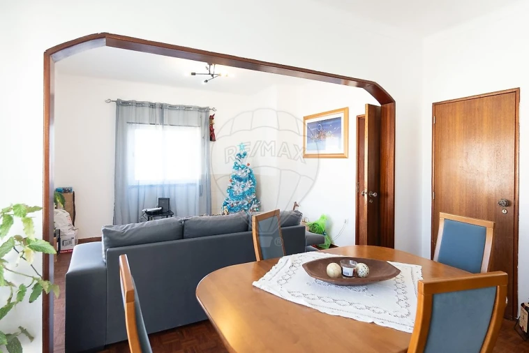 Moradia T3 para Venda em Vermelha Foto 7