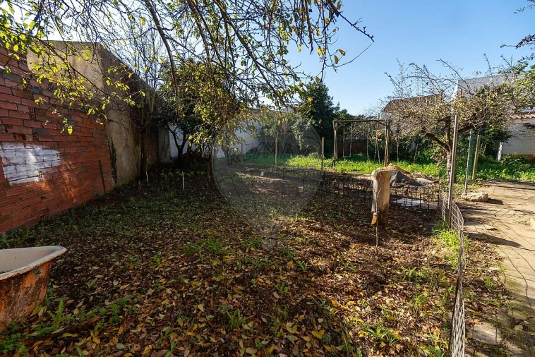 Moradia T3 para Venda em Vermelha Foto 36