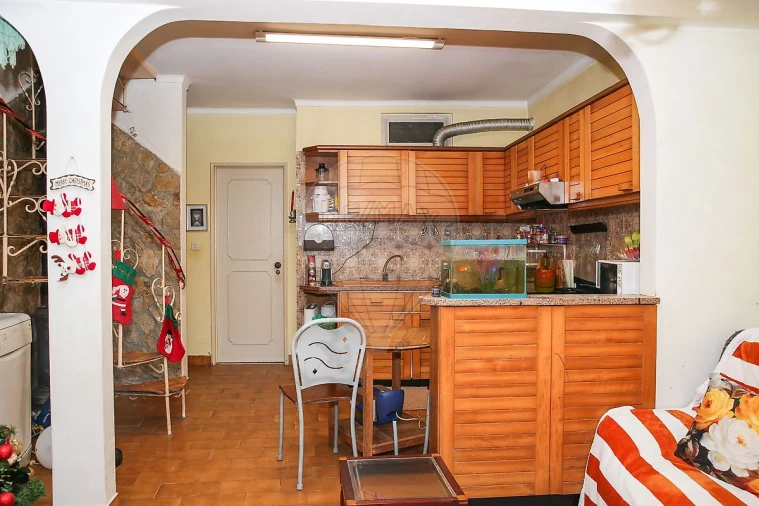 Moradia T3 para Venda em Santo Quintino Foto 9