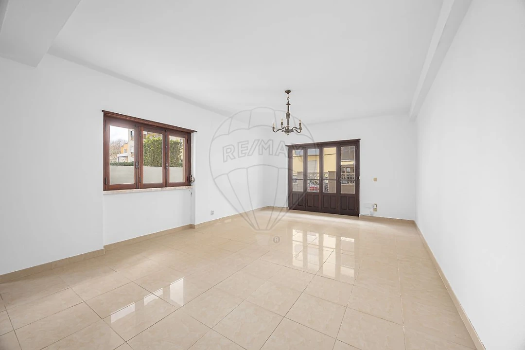 Moradia T6 para Venda em Mafra Foto 7