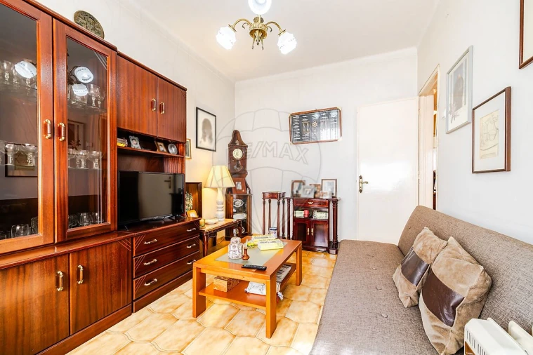 Apartamento T2 para Venda em Seixal, Arrentela e Aldeia de Paio Pires Foto 5