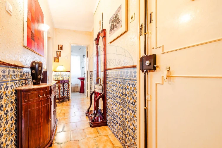 Apartamento T2 para Venda em Seixal, Arrentela e Aldeia de Paio Pires Foto 3