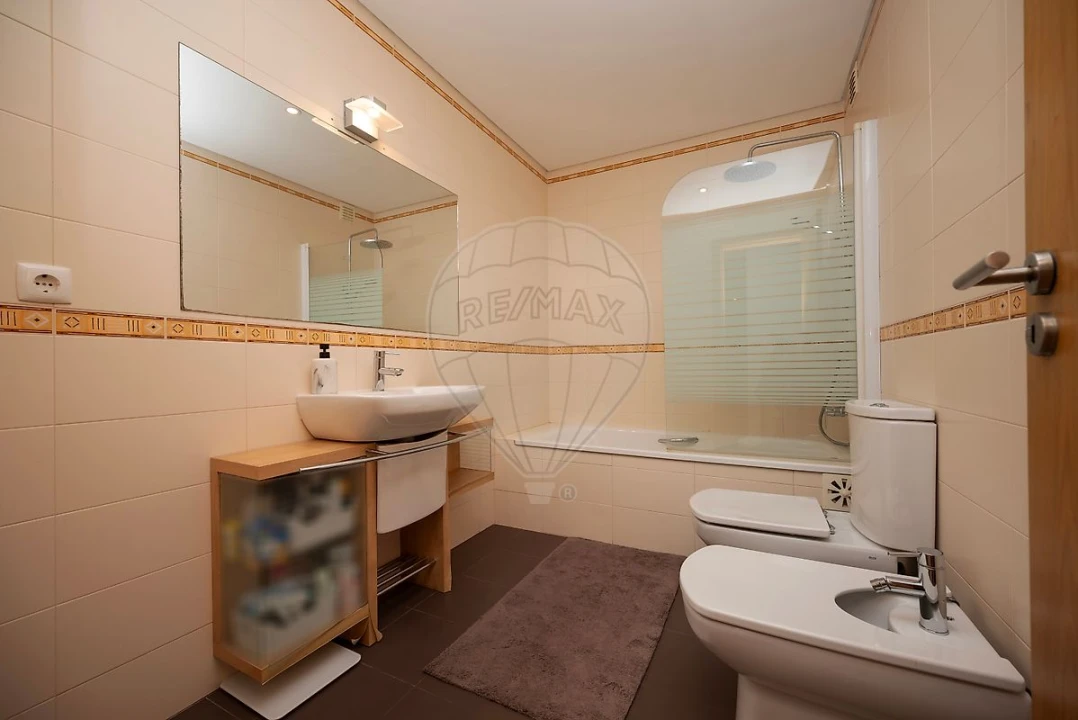 Apartamento T3 para Venda em Carnaxide e Queijas Foto 20