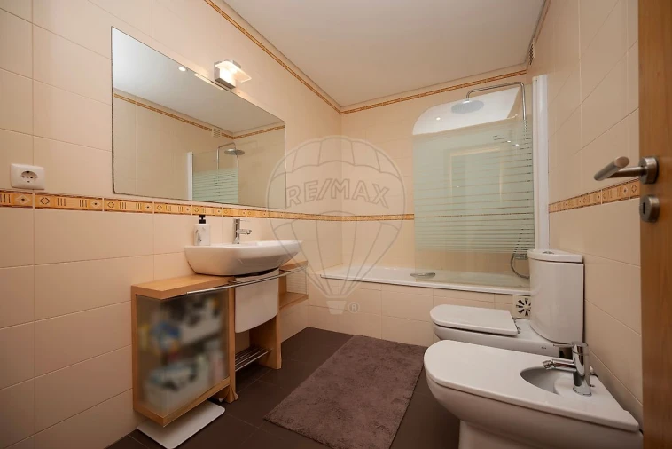 Apartamento T3 para Venda em Carnaxide e Queijas Foto 20