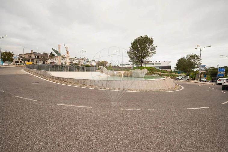 Apartamento T3 para Venda em Carnaxide e Queijas Foto 36