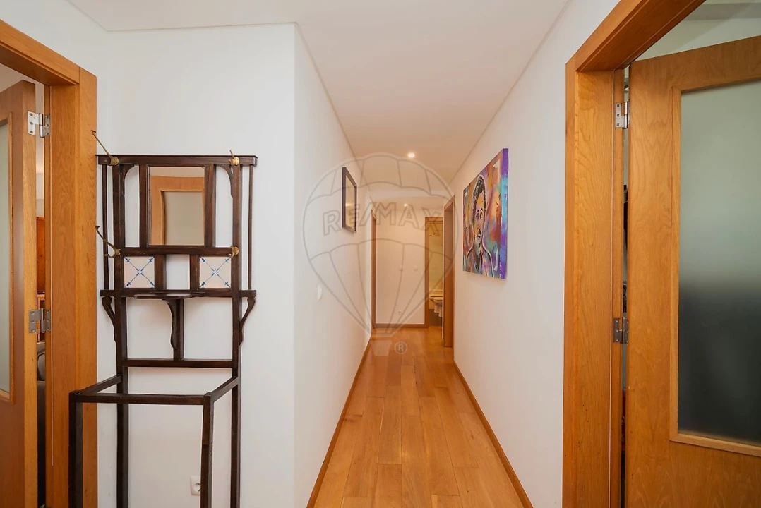 Apartamento T3 para Venda em Carnaxide e Queijas Foto 7