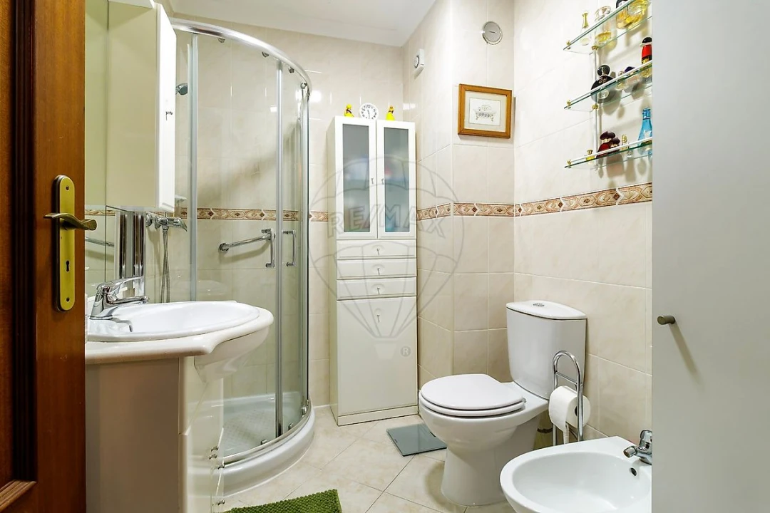 Apartamento T2 para Venda em Marvila Foto 12