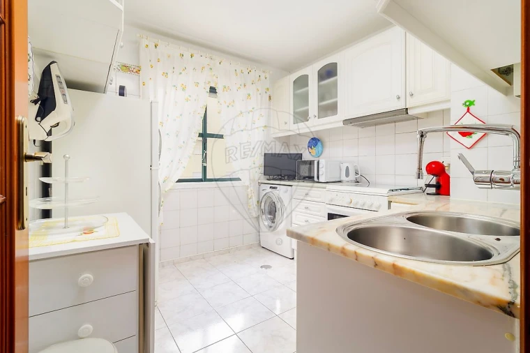 Apartamento T2 para Venda em Marvila Foto 14