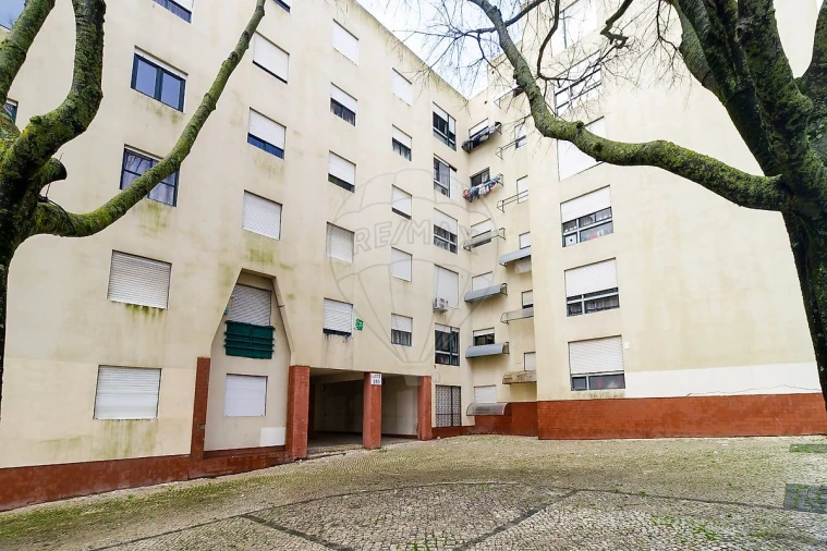 Apartamento T2 para Venda em Marvila