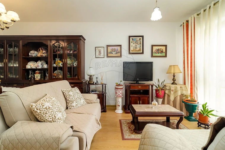 Apartamento T2 para Venda em Marvila Foto 19