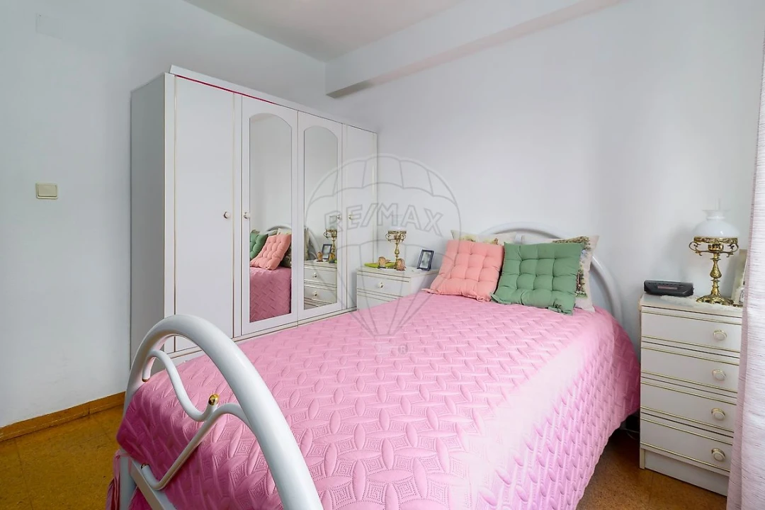 Apartamento T2 para Venda em Marvila Foto 9