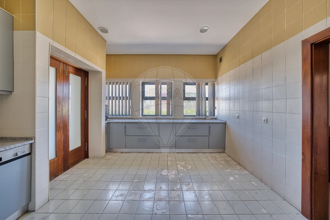 Armazém para Venda em Coruche, Fajarda e Erra Foto 13