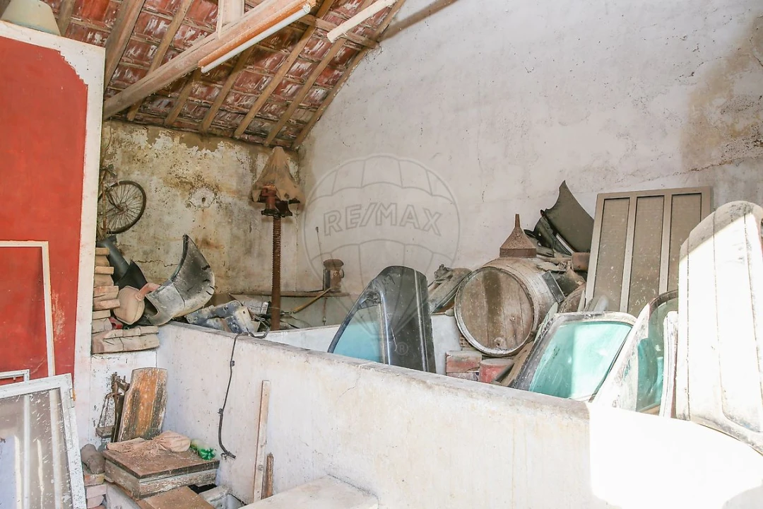 Moradia T3 para Venda em Vila Verde dos Francos Foto 18