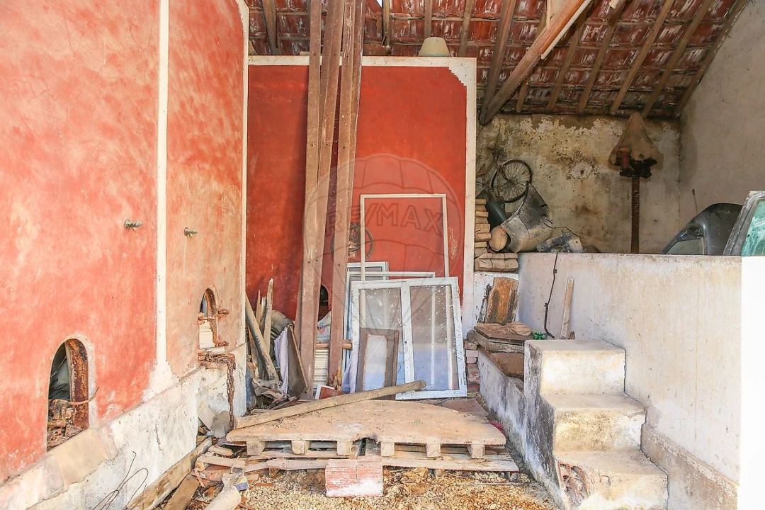 Moradia T3 para Venda em Vila Verde dos Francos Foto 16