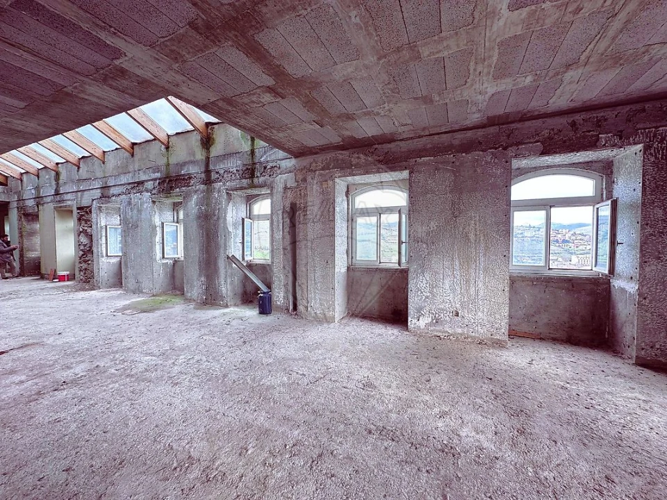 Terreno para Venda em Peso da Régua e Godim Foto 18