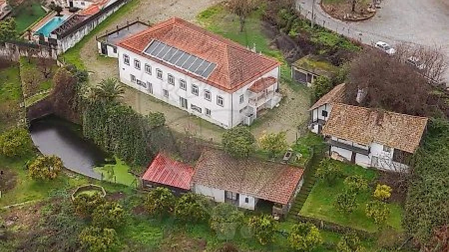 Terreno para Venda em Peso da Régua e Godim