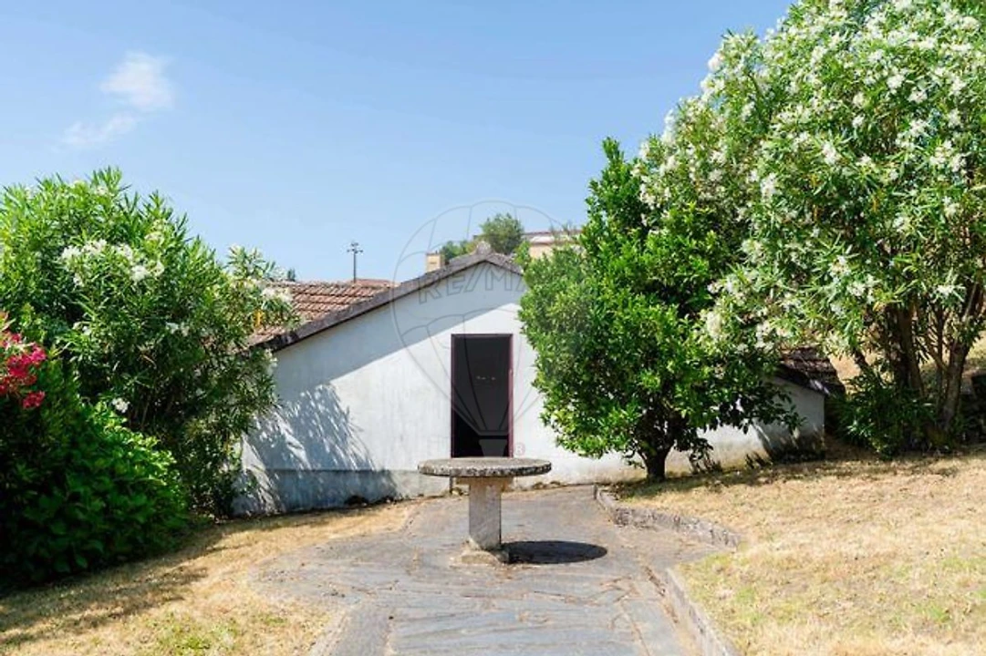 Quinta T0 para Venda em Fontes Foto 30