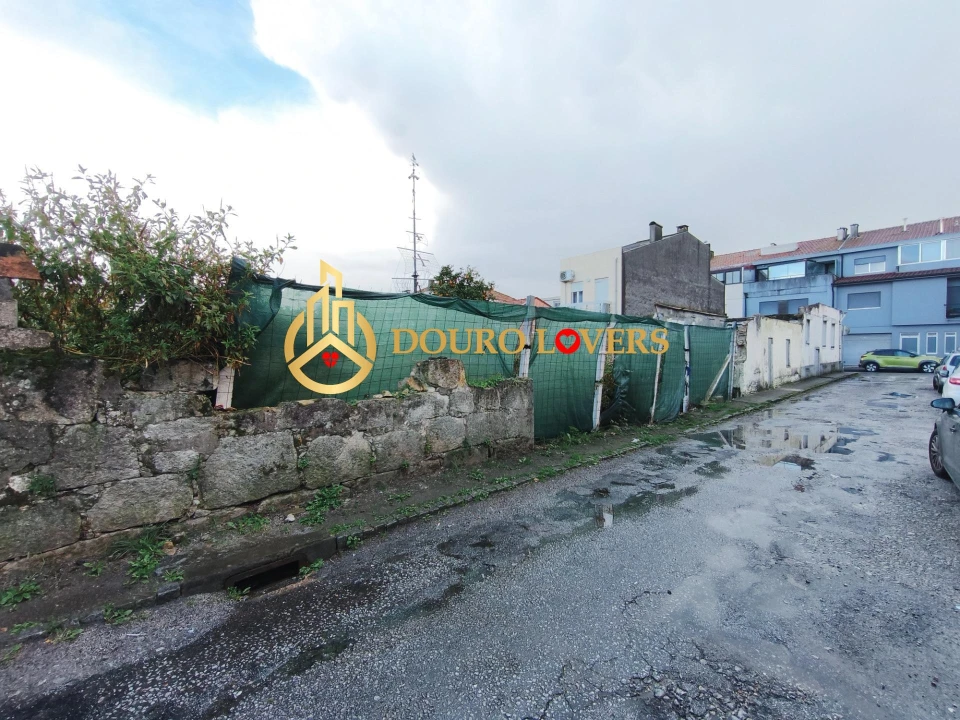 Terreno para Venda em Ramalde Foto 17