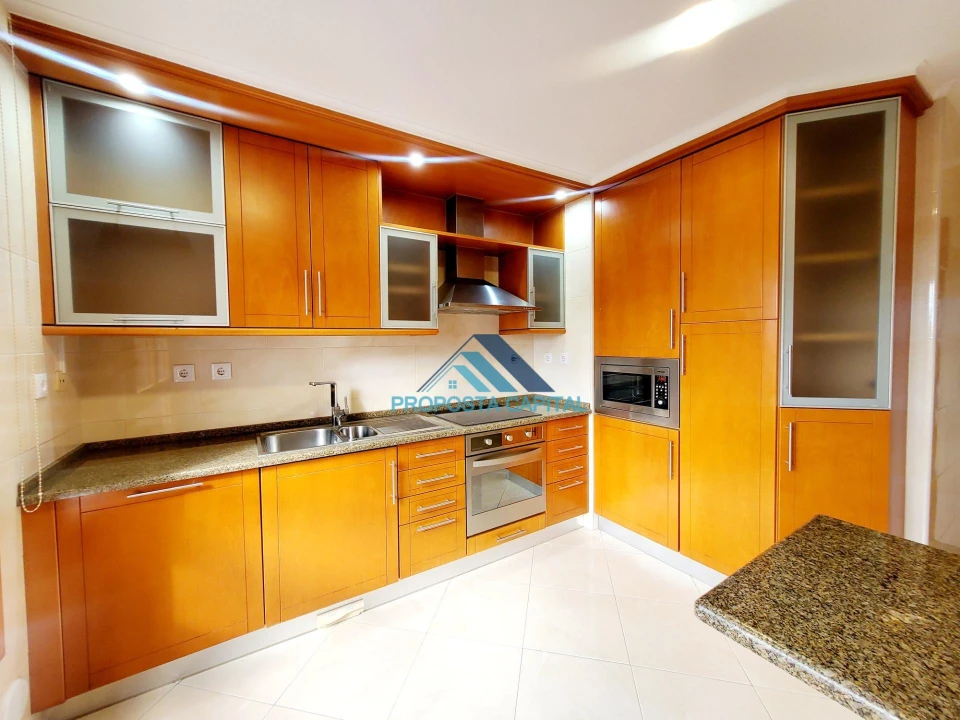 Apartamento T3 para Venda em Odivelas Foto 13