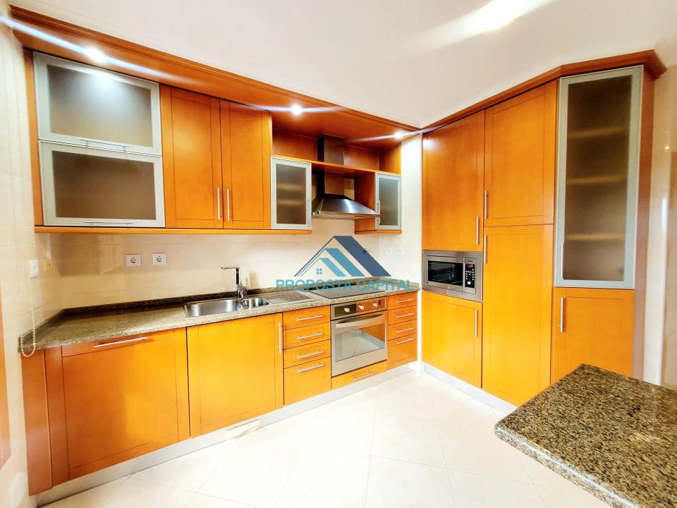 Apartamento T3 para Venda em Odivelas Foto 15