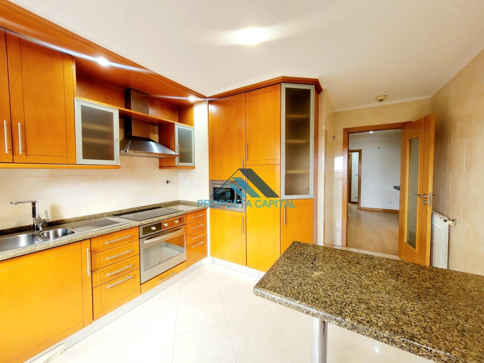 Apartamento T3 para Venda em Odivelas Foto 18