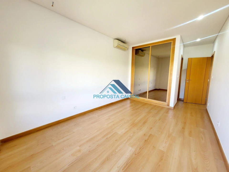 Apartamento T3 para Venda em Odivelas Foto 22