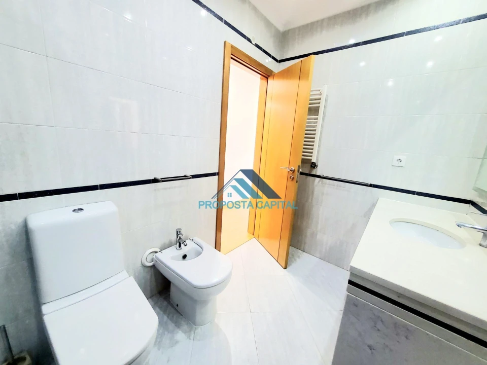 Apartamento T3 para Venda em Odivelas Foto 27