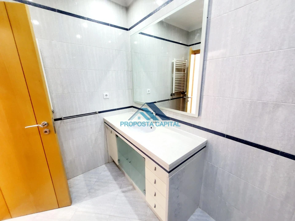 Apartamento T3 para Venda em Odivelas Foto 29