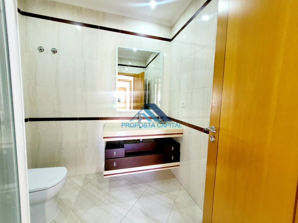 Apartamento T3 para Venda em Odivelas Foto 34