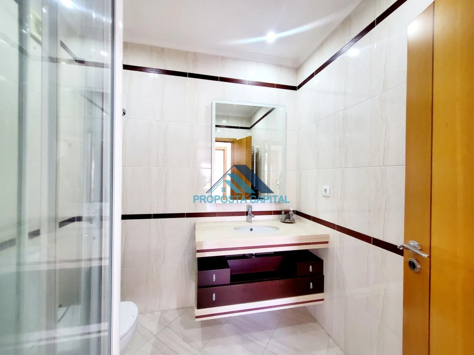 Apartamento T3 para Venda em Odivelas Foto 37