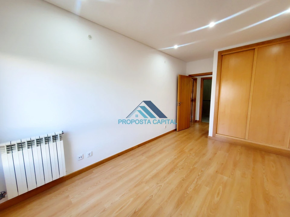 Apartamento T3 para Venda em Odivelas Foto 38