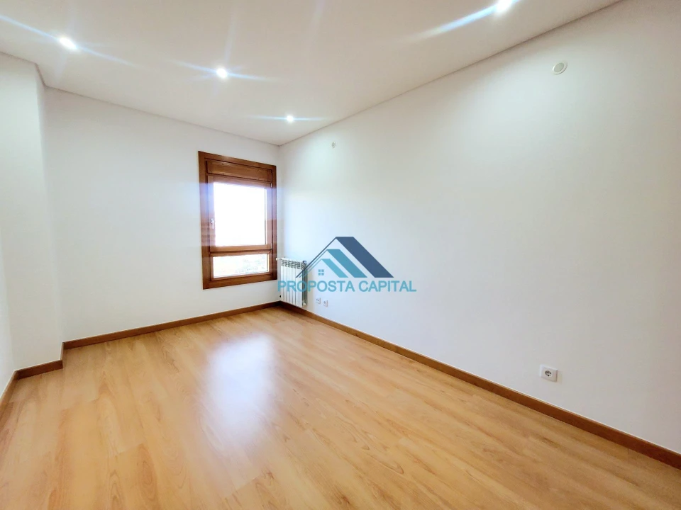 Apartamento T3 para Venda em Odivelas Foto 40