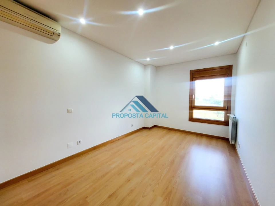 Apartamento T3 para Venda em Odivelas Foto 42