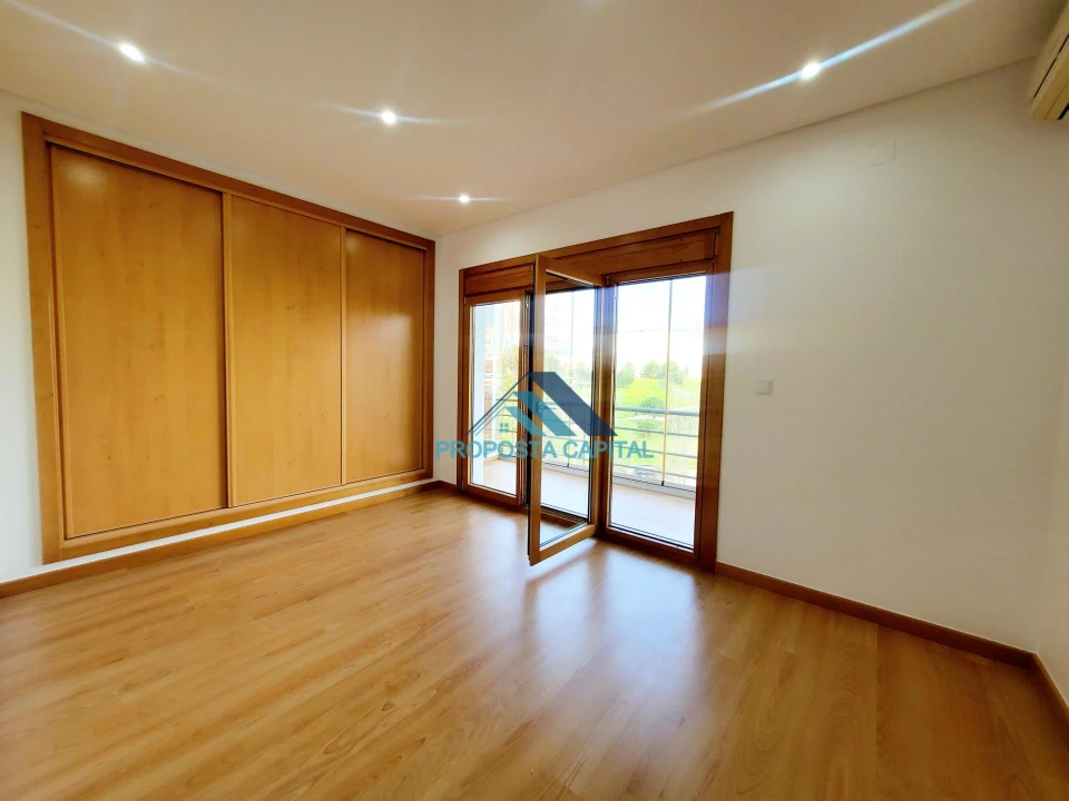 Apartamento T3 para Venda em Odivelas Foto 49