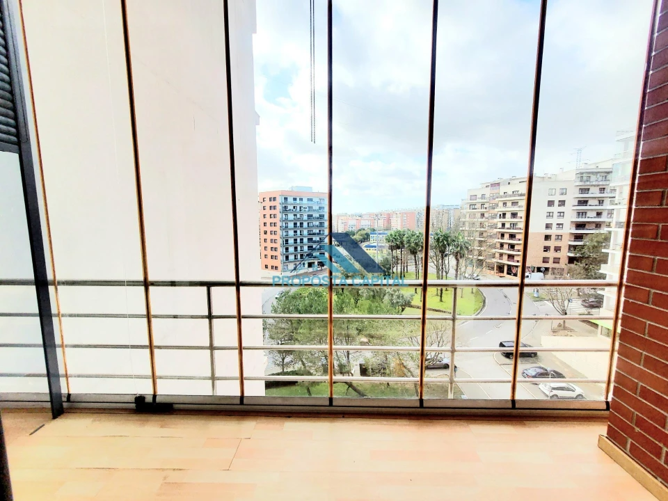 Apartamento T3 para Venda em Odivelas Foto 9