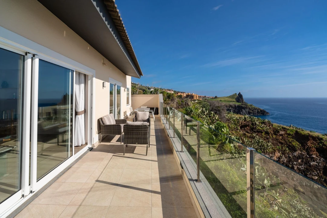 Moradia T3 para Venda em Caniço Foto 20