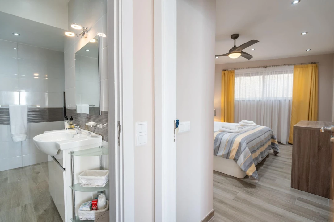 Moradia T3 para Venda em Caniço Foto 30