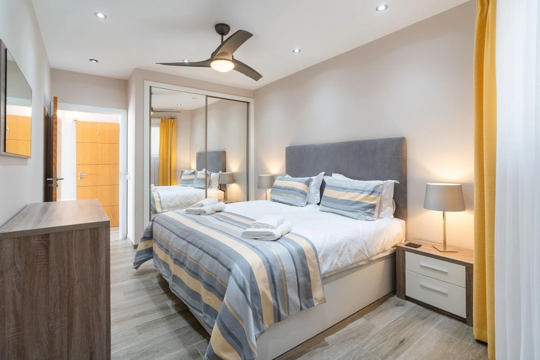 Moradia T3 para Venda em Caniço Foto 31