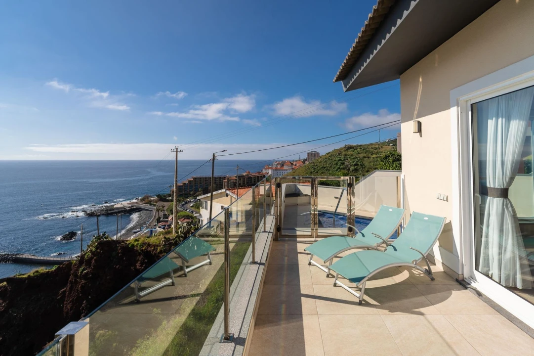 Moradia T3 para Venda em Caniço Foto 21