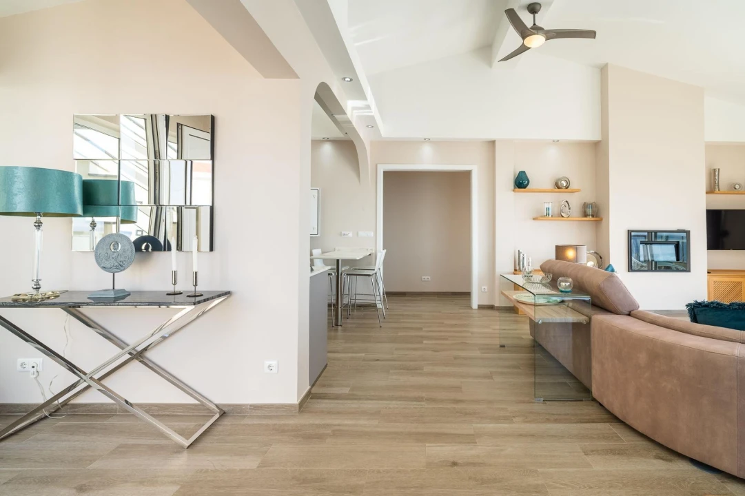 Moradia T3 para Venda em Caniço Foto 8